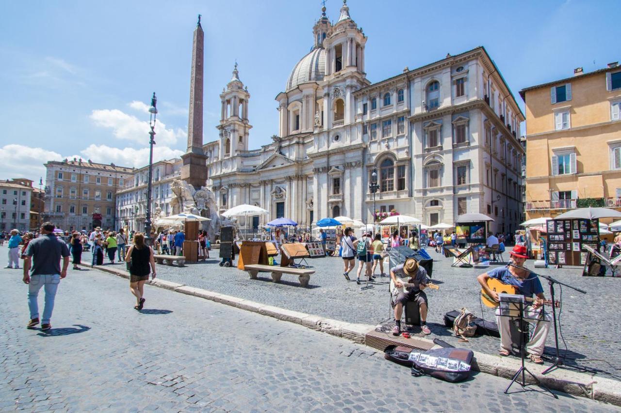 Art Apartment Navona Square Рим Экстерьер фото